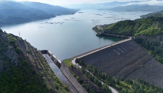 ALMUS BARAJ GÖLÜ DOLU SAVAK GÖRÜNTÜLERİ