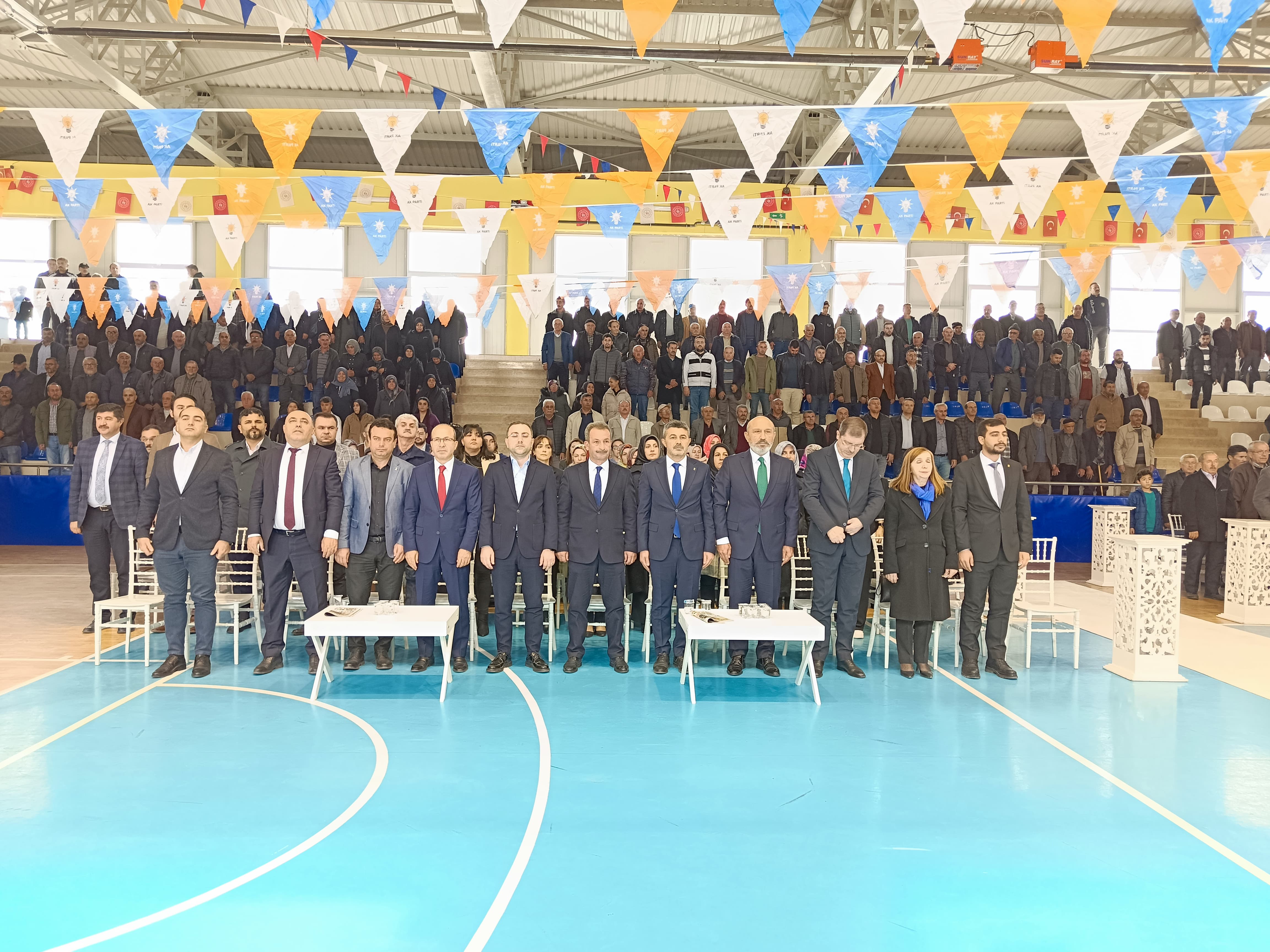 AKPARTİ ALMUS İLÇE BAŞKANLIĞINA YÜKSEL MİRZAOĞLU SEÇİLDİ..